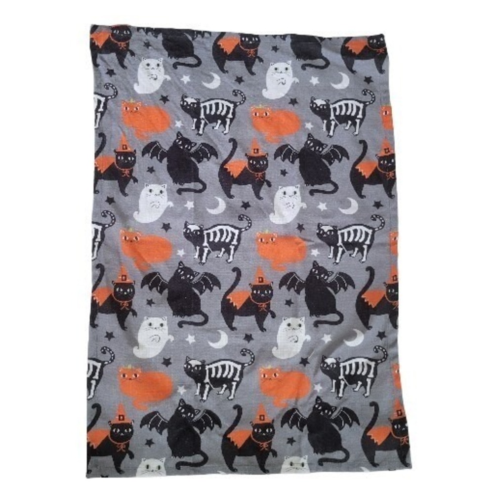 Halloween Kitchen Tea Towel Black Cats Ghosts Pumpkins Skeletons Spooky 19x28
